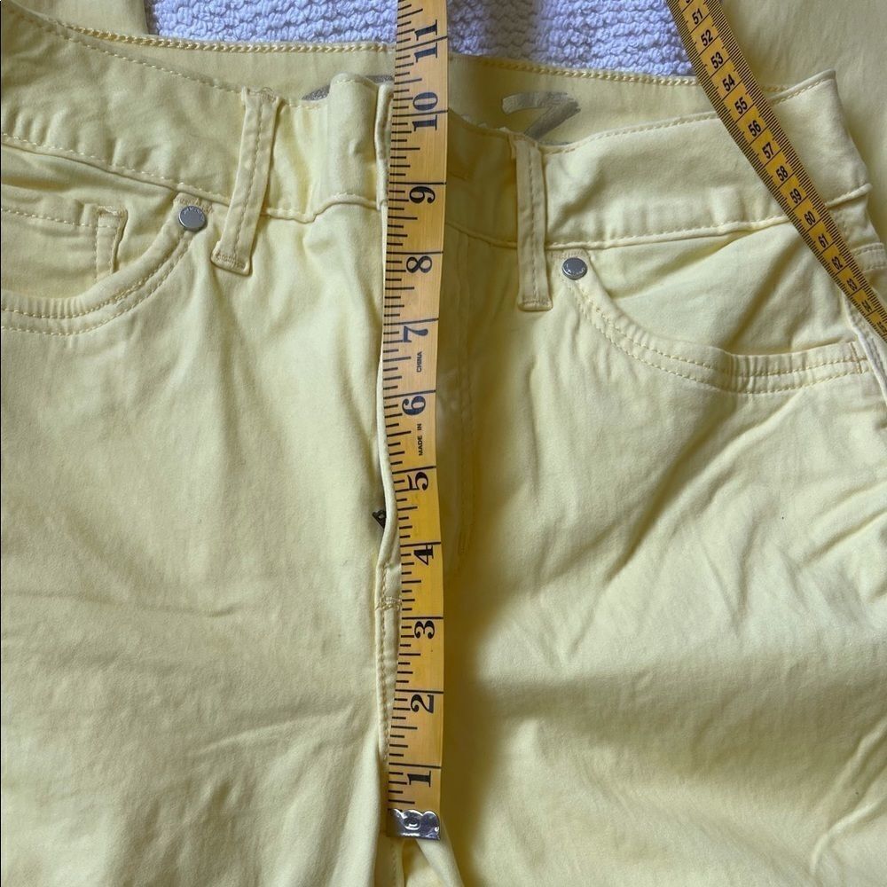3/$25 SEVEN7 High Rise Skinny Crop Yellow Jean.Size 6 - Picture 8 of 8